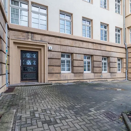 Hochwertiges In Zentraler Top-lage In Halle No1 Apartment