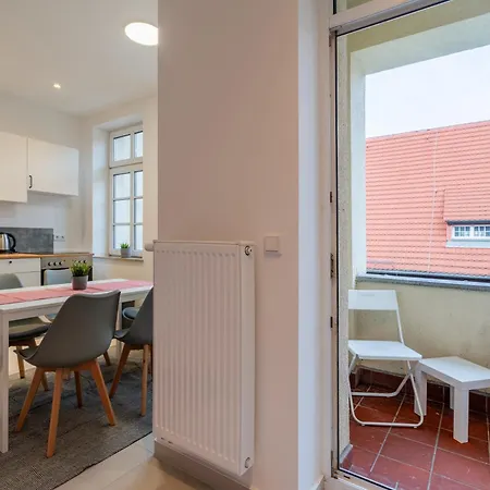 Apartment Hochwertiges In Zentraler Top-lage In Halle No1