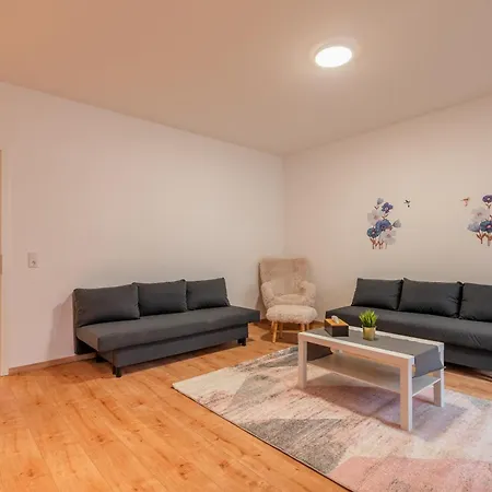 Hochwertiges In Zentraler Top-lage In Halle No1 Apartment