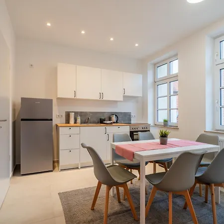 Hochwertiges In Zentraler Top-lage In Halle No1