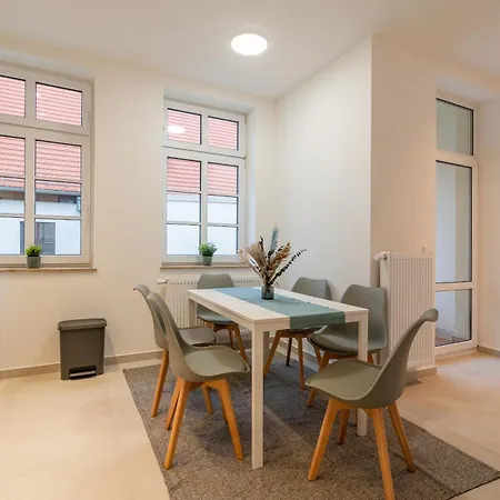 Hochwertiges In Zentraler Top-lage In Halle No1 Apartment