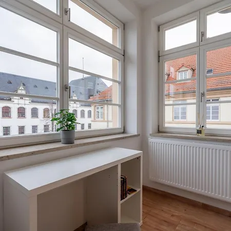 Apartment Hochwertiges In Zentraler Top-lage In Halle No1 *