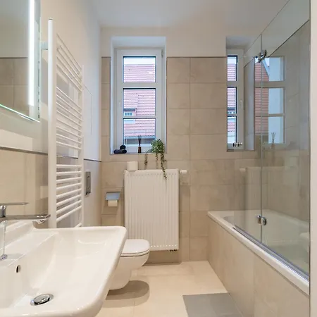 Apartment Hochwertiges In Zentraler Top-lage In Halle No1 *