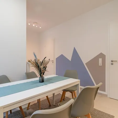 Apartment Hochwertiges In Zentraler Top-lage In Halle No1 Halle (Saale)