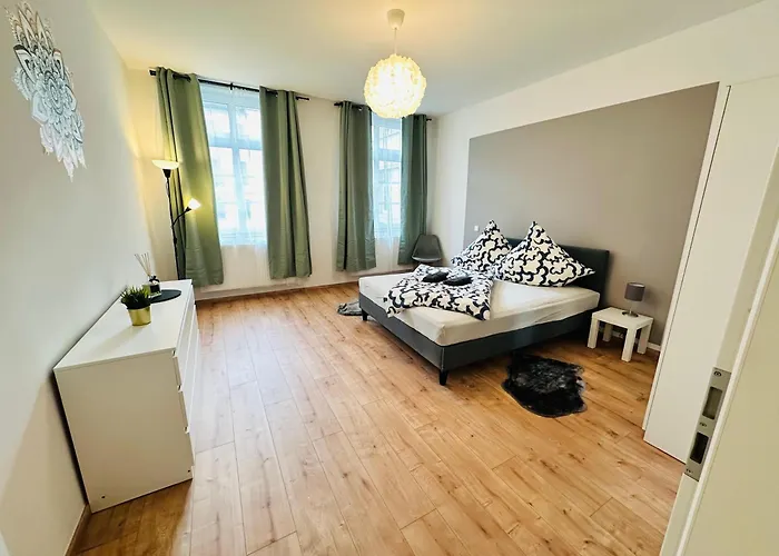 Hochwertiges In Zentraler Top-lage In Halle No1